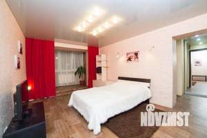 1-к квартира, посуточно, 39м2, 7/10 этаж