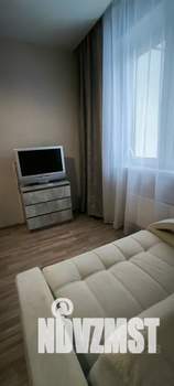 1-к квартира, посуточно, 40м2, 8/10 этаж