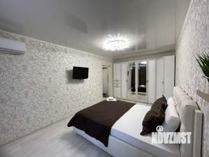 1-к квартира, посуточно, 35м2, 3/10 этаж