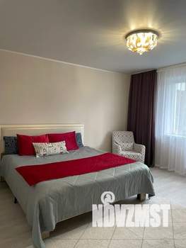 1-к квартира, посуточно, 40м2, 2/10 этаж