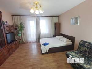 1-к квартира, посуточно, 43м2, 1/1 этаж