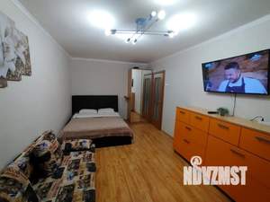 1-к квартира, посуточно, 38м2, 1/9 этаж