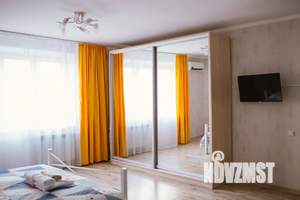 1-к квартира, посуточно, 45м2, 3/19 этаж