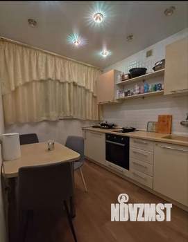 3-к квартира, посуточно, 62м2, 3/5 этаж