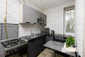 2-к квартира, посуточно, 45м2, 1/1 этаж