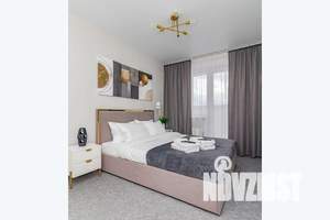 1-к квартира, посуточно, 41м2, 9/16 этаж