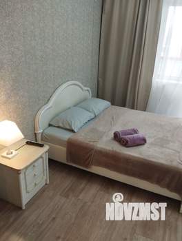 Студия квартира, посуточно, 35м2, 2/20 этаж