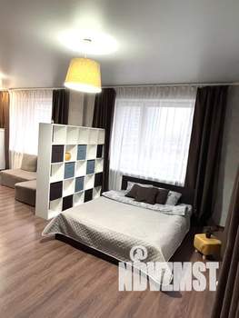 Студия квартира, посуточно, 48м2, 1/24 этаж