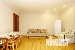 2-к квартира, посуточно, 65м2, 1/11 этаж