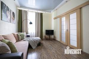 2-к квартира, посуточно, 65м2, 1/1 этаж