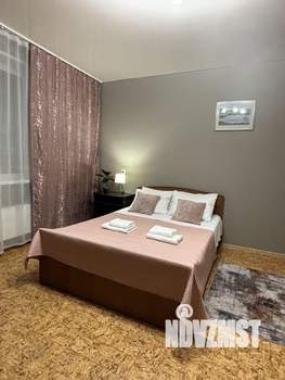 1-к квартира, посуточно, 43м2, 7/10 этаж