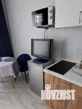 Студия квартира, посуточно, 28м2, 7/10 этаж