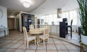 4-к квартира, на длительный срок, 96м2, 7/7 этаж