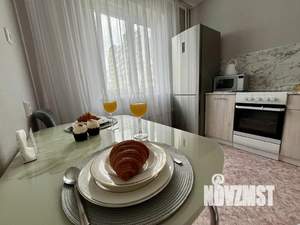 4-к квартира, посуточно, 44м2, 1/1 этаж