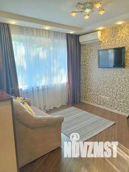 1-к квартира, посуточно, 32м2, 2/5 этаж