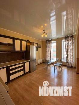 1-к квартира, посуточно, 42м2, 1/1 этаж