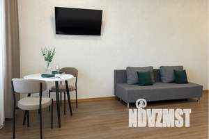 1-к квартира, посуточно, 40м2, 7/16 этаж