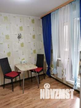 1-к квартира, посуточно, 35м2, 4/10 этаж