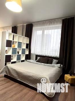 Студия квартира, посуточно, 48м2, 1/24 этаж