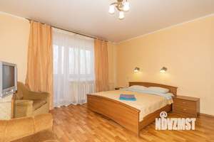 2-к квартира, посуточно, 72м2, 1/10 этаж