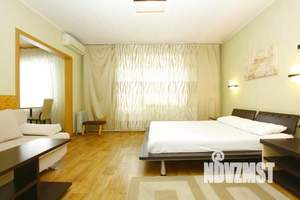 1-к квартира, посуточно, 43м2, 1/1 этаж