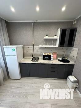 1-к квартира, посуточно, 41м2, 1/10 этаж