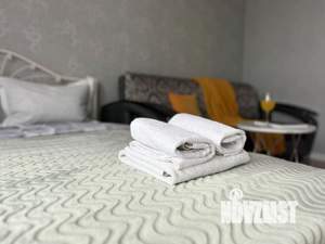 4-к квартира, посуточно, 44м2, 1/1 этаж