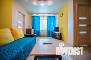 2-к квартира, посуточно, 64м2, 1/5 этаж