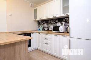 Студия квартира, посуточно, 30м2, 3/10 этаж