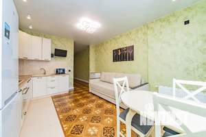 1-к квартира, посуточно, 43м2, 18/23 этаж