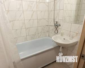 Студия квартира, посуточно, 16м2, 1/9 этаж