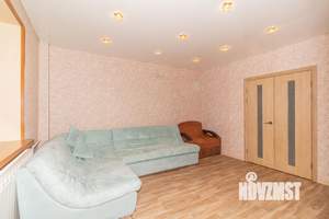 1-к квартира, посуточно, 46м2, 1/1 этаж