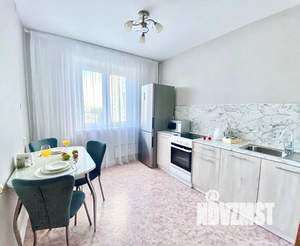 1-к квартира, посуточно, 28м2, 7/10 этаж