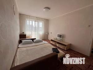 1-к квартира, посуточно, 37м2, 5/9 этаж