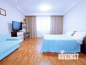 1-к квартира, посуточно, 40м2, 6/10 этаж