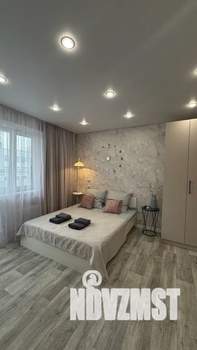 Студия квартира, посуточно, 32м2, 4/10 этаж