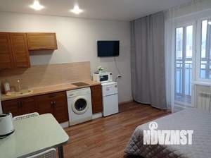 Студия квартира, посуточно, 30м2, 11/17 этаж