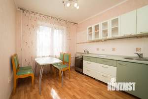 2-к квартира, посуточно, 72м2, 1/1 этаж