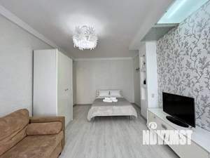 1-к квартира, посуточно, 37м2, 1/1 этаж