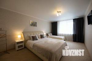 2-к квартира, посуточно, 70м2, 1/1 этаж