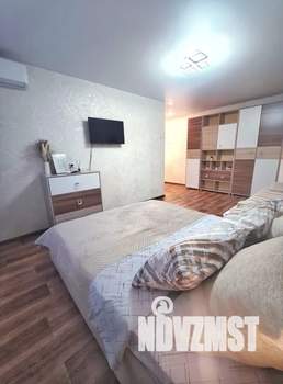 1-к квартира, посуточно, 40м2, 3/5 этаж