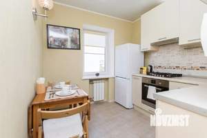 1-к квартира, посуточно, 42м2, 1/1 этаж