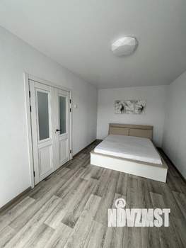 Студия квартира, на длительный срок, 43м2, 17/18 этаж