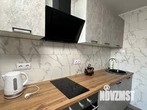 1-к квартира, посуточно, 42м2, 4/9 этаж