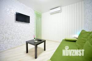 1-к квартира, посуточно, 56м2, 1/1 этаж