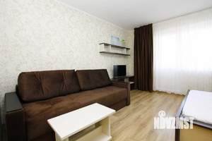 1-к квартира, посуточно, 43м2, 1/1 этаж