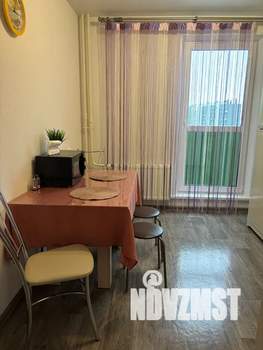 1-к квартира, посуточно, 34м2, 7/10 этаж