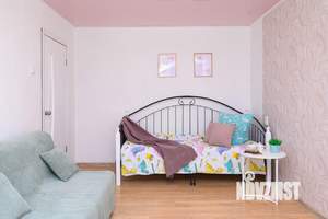 1-к квартира, посуточно, 32м2, 1/6 этаж