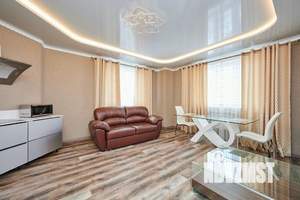 2-к квартира, посуточно, 68м2, 1/1 этаж