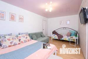 1-к квартира, посуточно, 32м2, 1/5 этаж